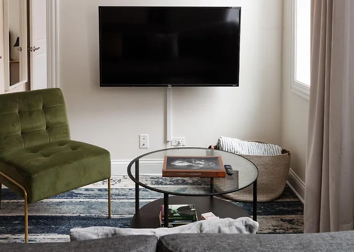 East Village 2br Modern H1 Apartment